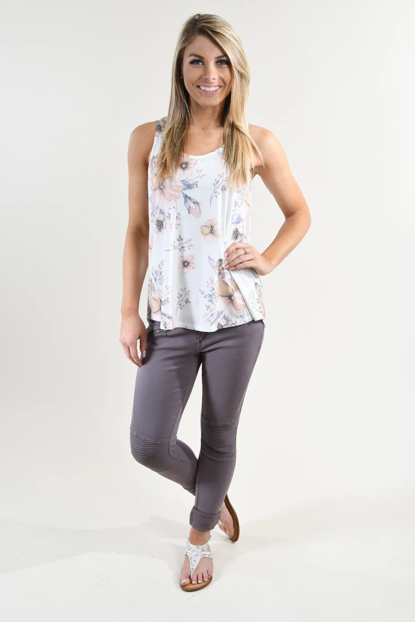 Catch a Feeling Floral Tank Top - Image 3