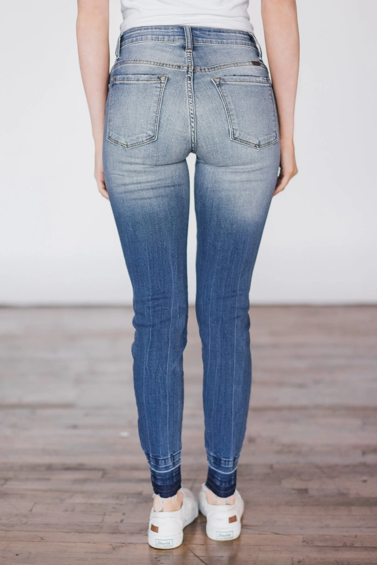 KanCan Jeans ~ Erica Wash - Image 4