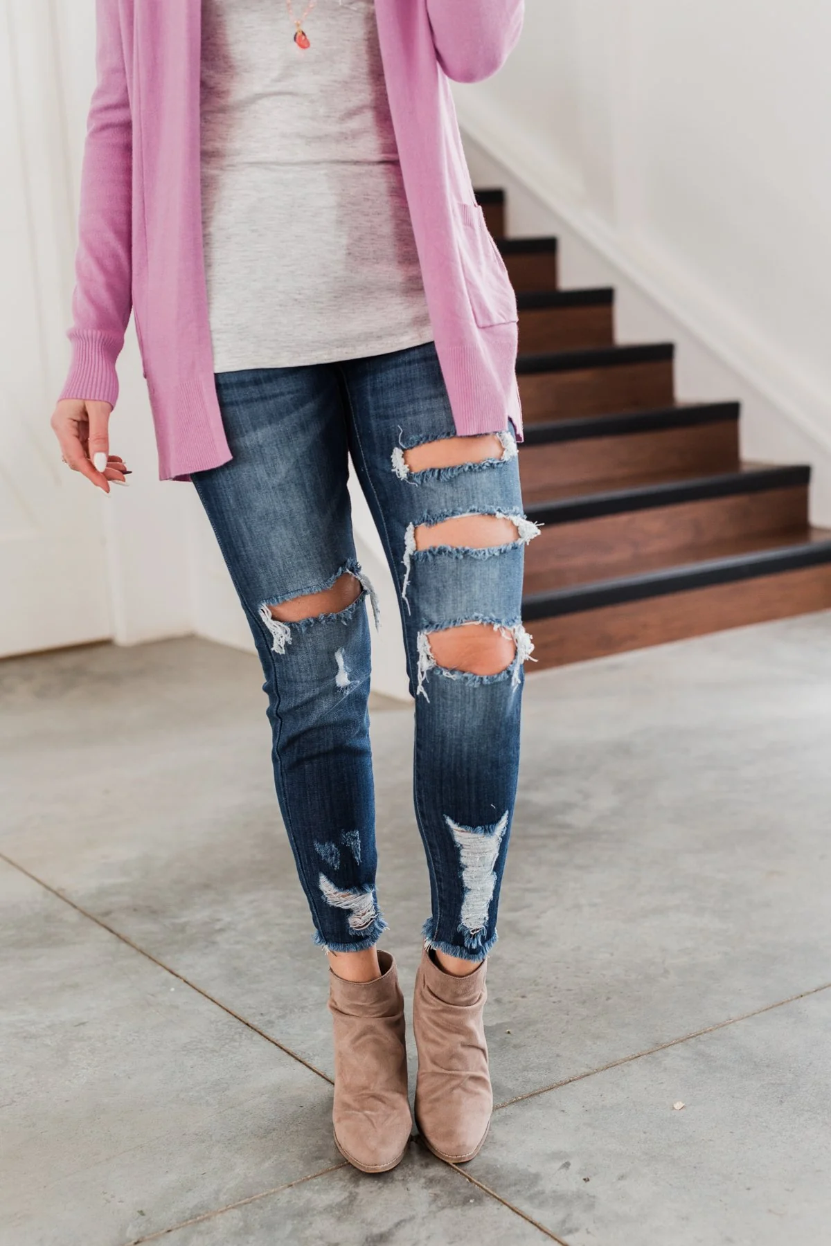 KanCan Distressed Sammy Jeans- Medium-Dark Wash - Image 5